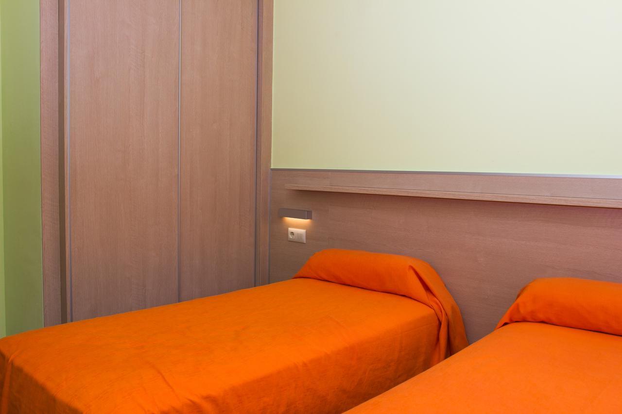 Rentalmar Villa Cristina Families Only Miami Playa Bagian luar foto