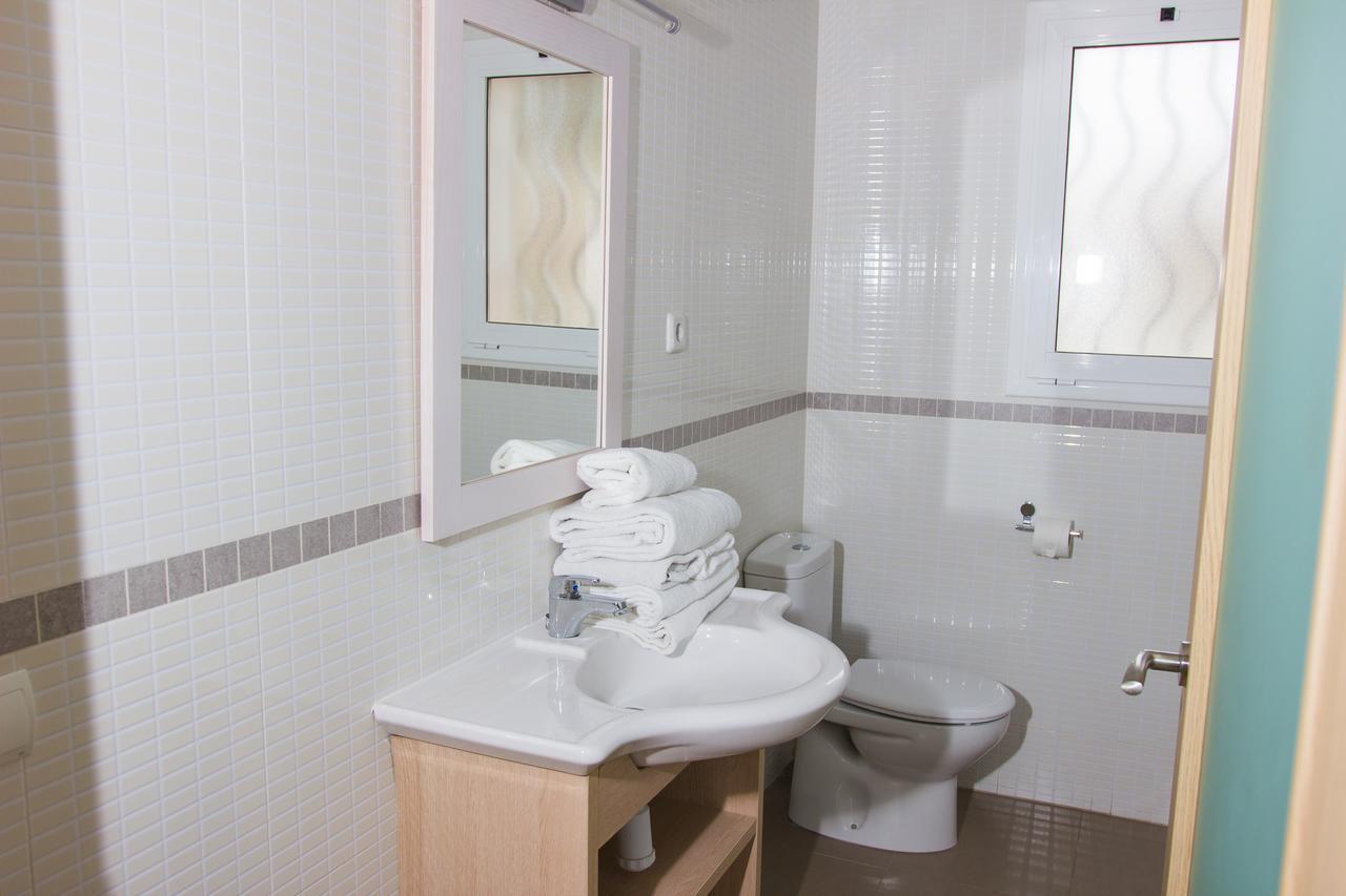 Rentalmar Villa Cristina Families Only Miami Playa Bagian luar foto