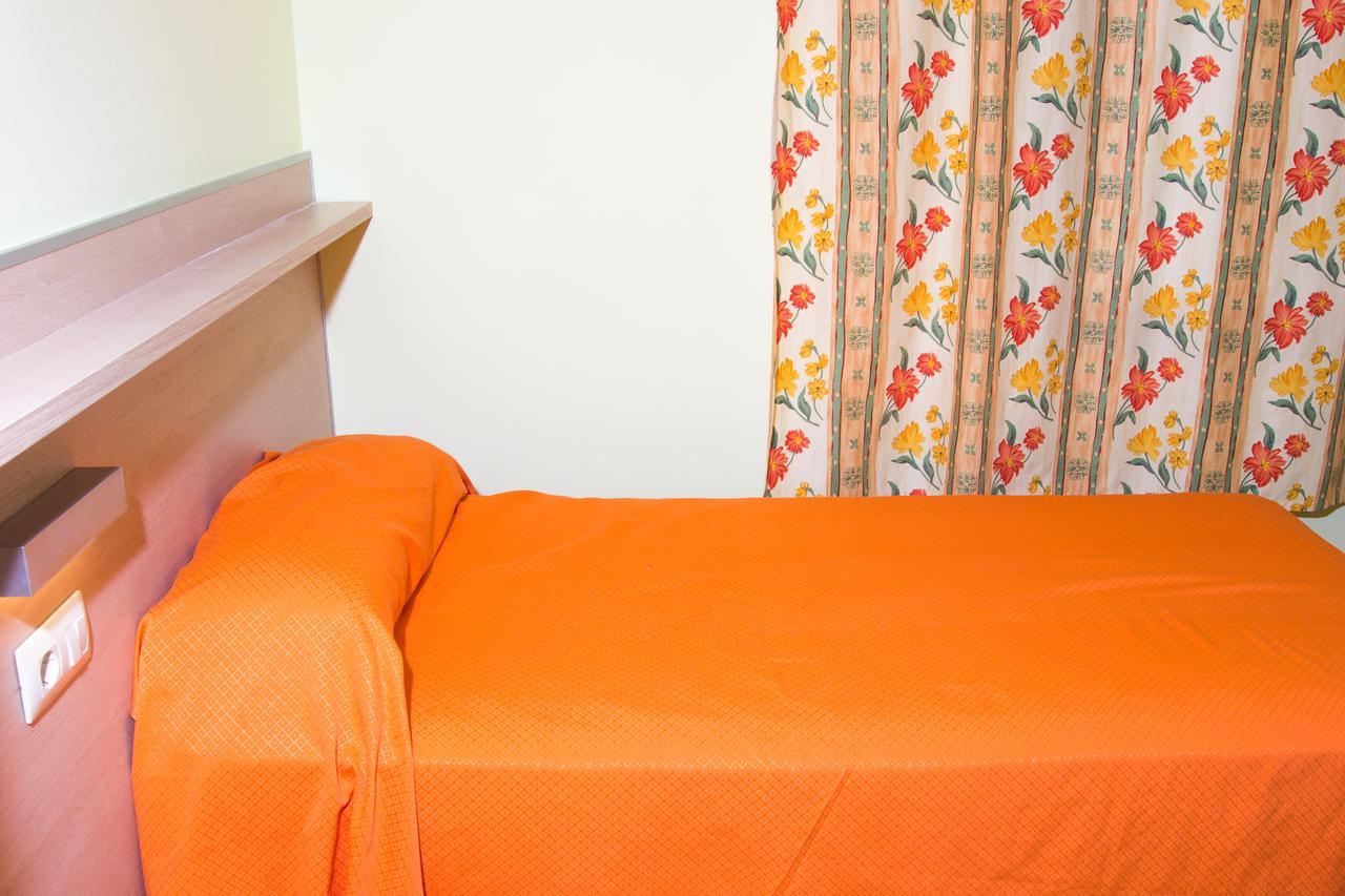 Rentalmar Villa Cristina Families Only Miami Playa Bagian luar foto