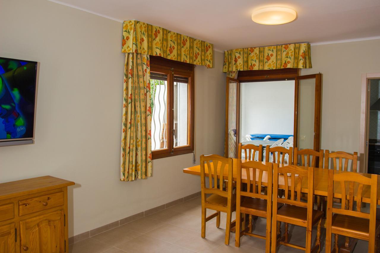 Rentalmar Villa Cristina Families Only Miami Playa Bagian luar foto