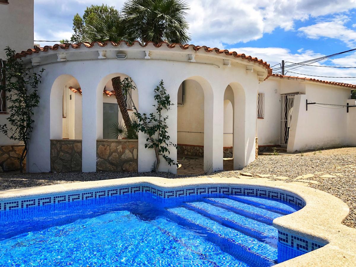 Rentalmar Villa Cristina Families Only Miami Playa Bagian luar foto